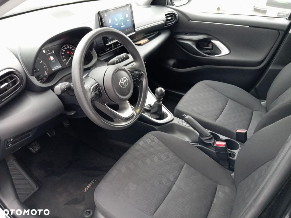 Toyota Yaris 1.5 Active - 10