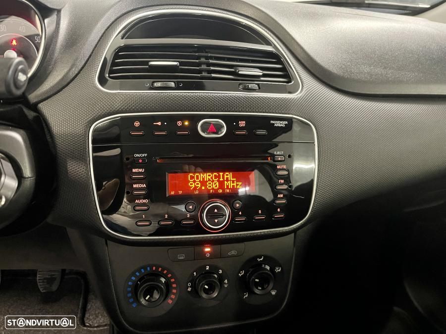 Fiat Punto 1.2 Young S&S - 9