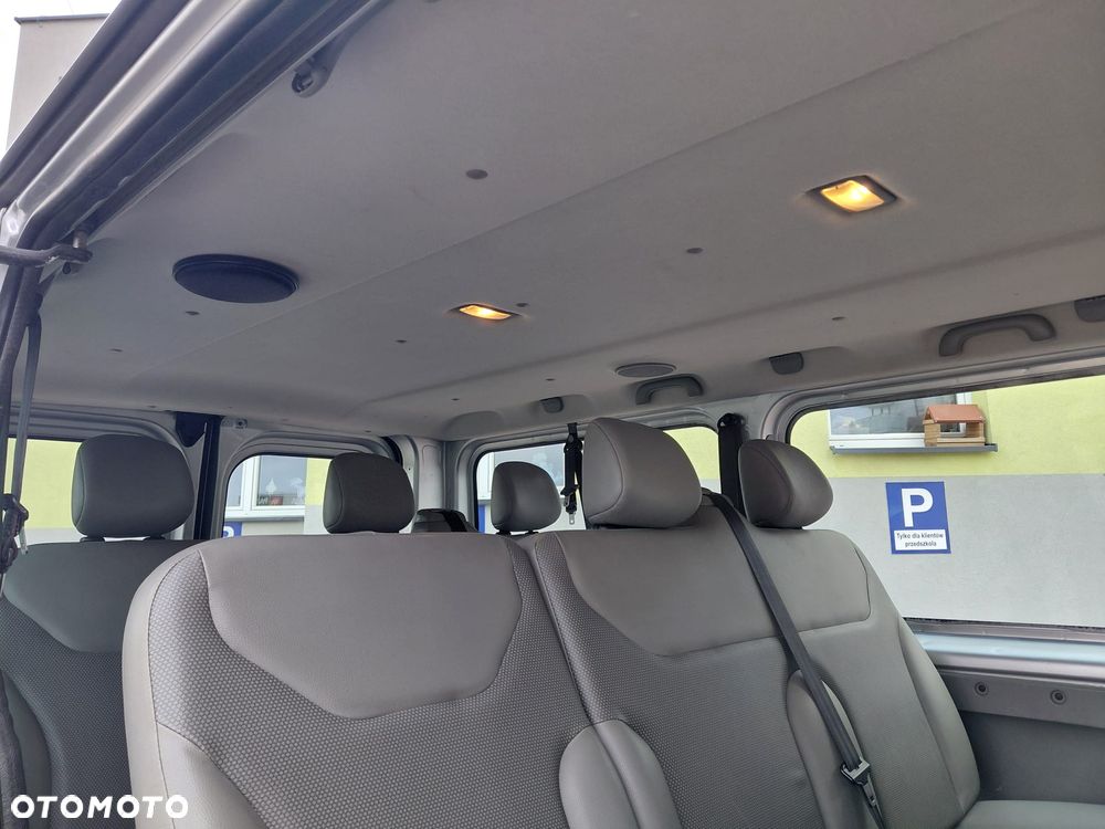 Opel VIVARO - 32