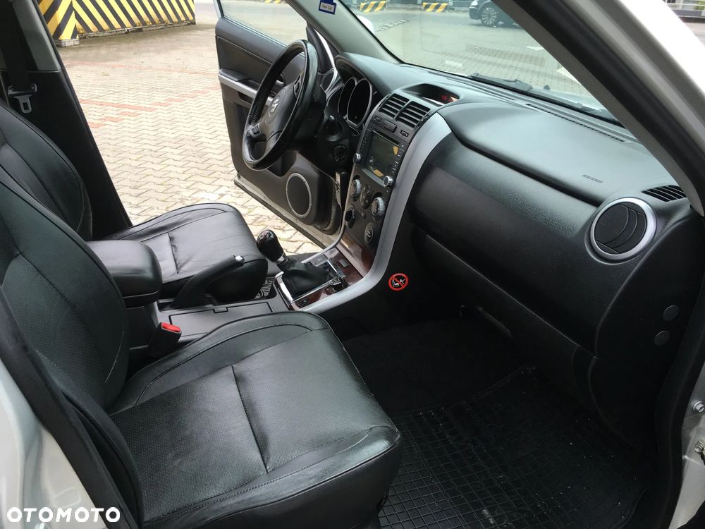 Suzuki Grand Vitara 1.9 DDiS De Luxe - 6
