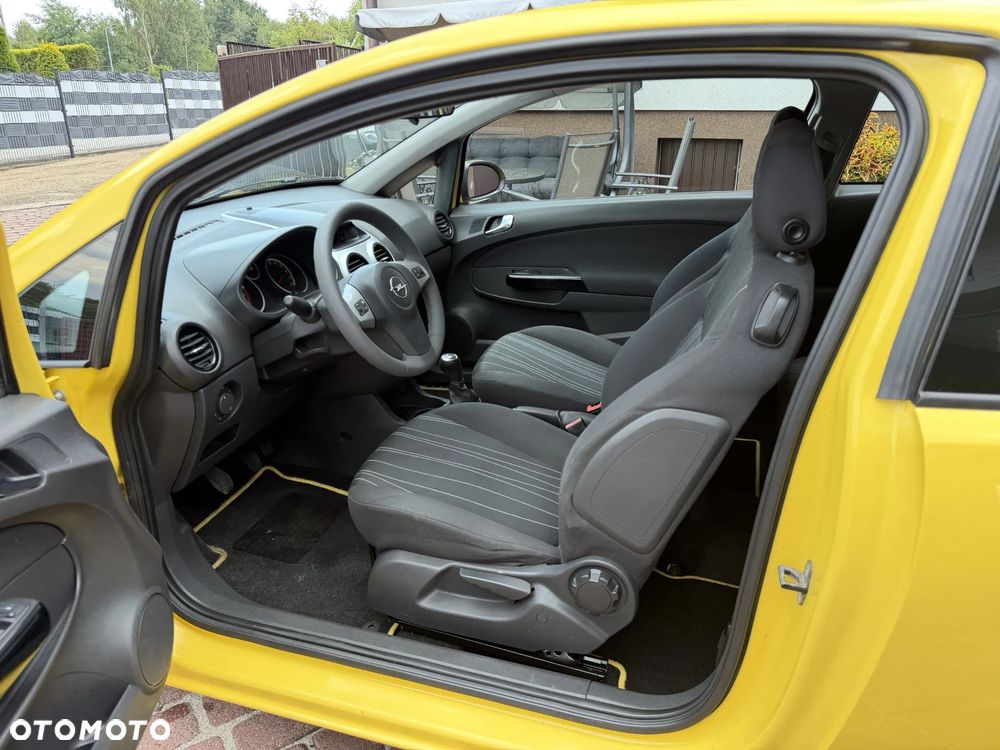 Opel Corsa 1.2 16V Color Edition - 12