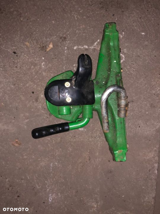 John Deere Zaczep Rozstaw 390