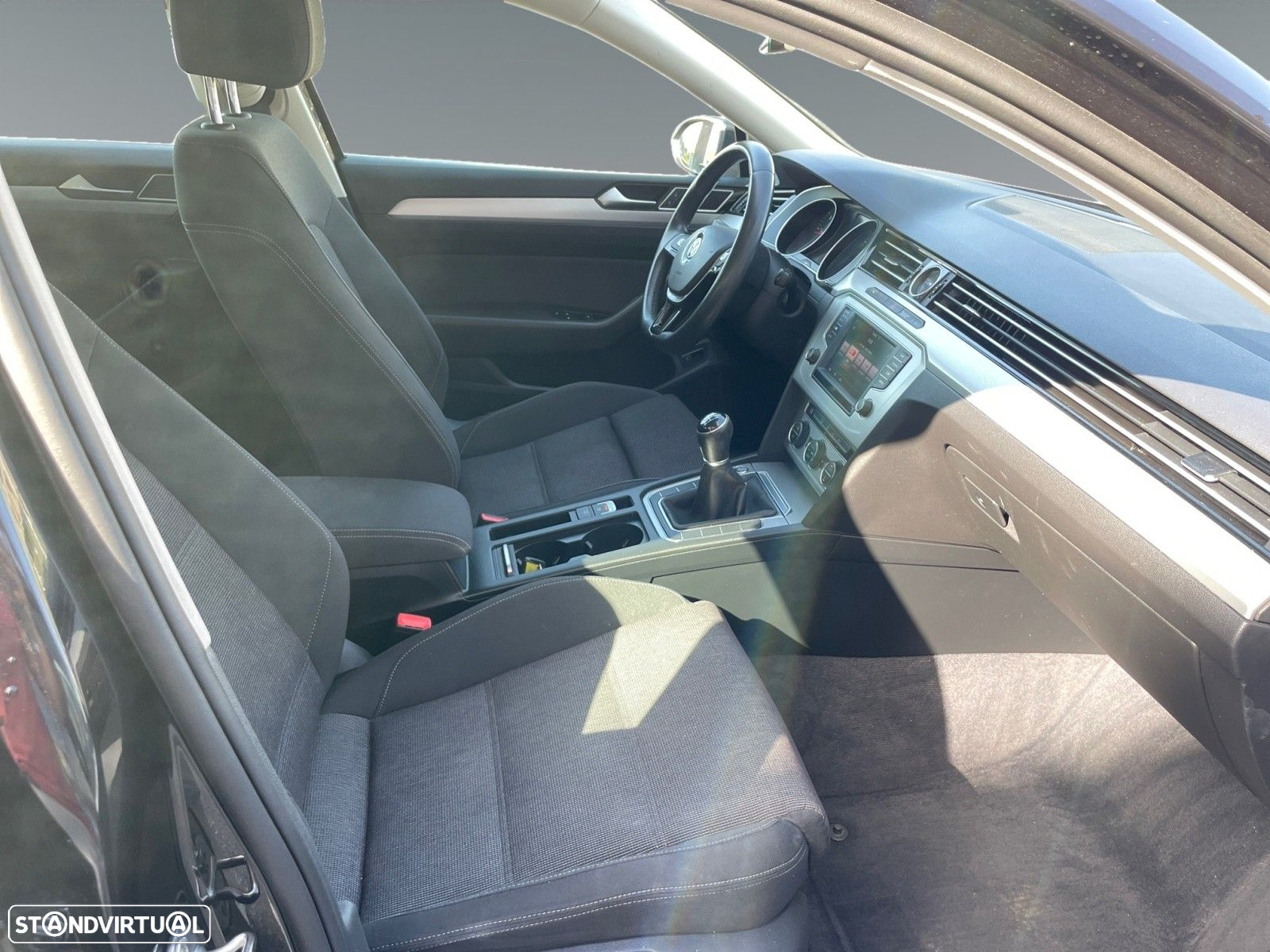 VW Passat Variant 1.6 TDI Confortline - 15