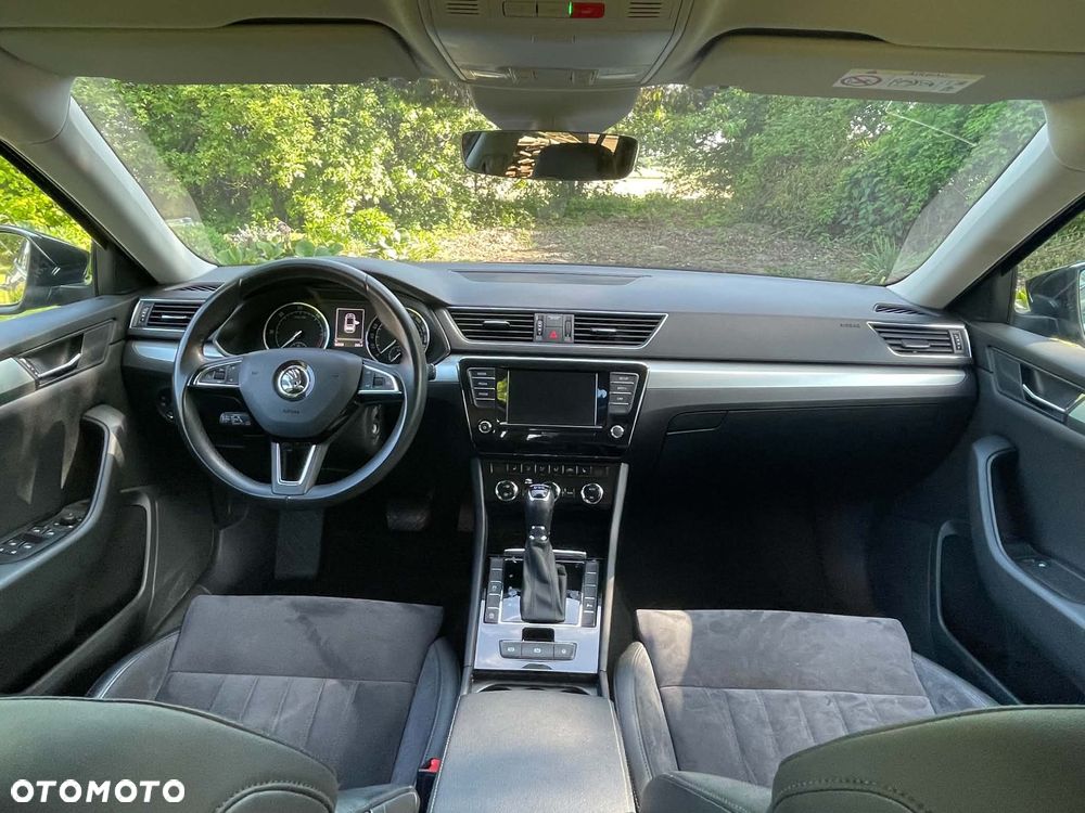 Skoda Superb 2.0 TDI DSG Ambition - 11