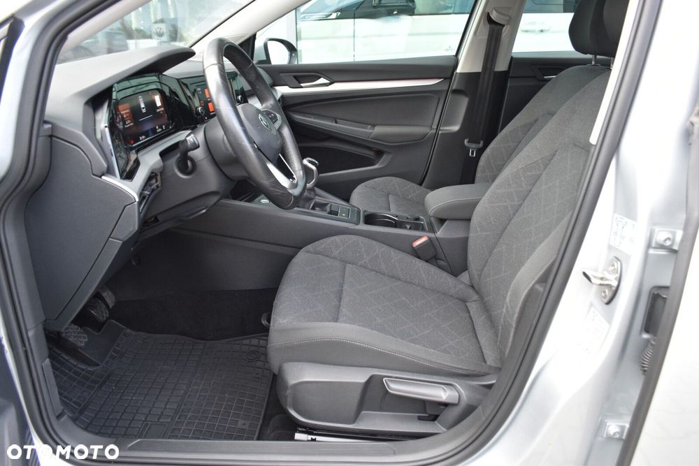 Volkswagen Golf - 27