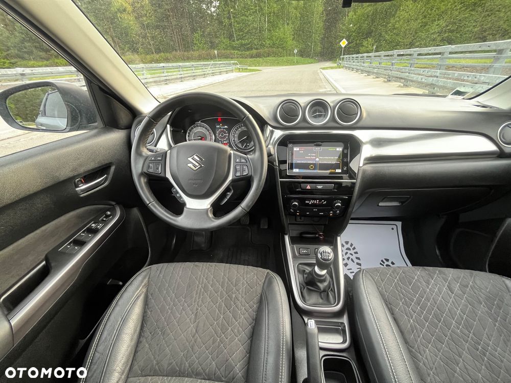 Suzuki Vitara 1.4 Boosterjet Hybrid Comfort+ - 15