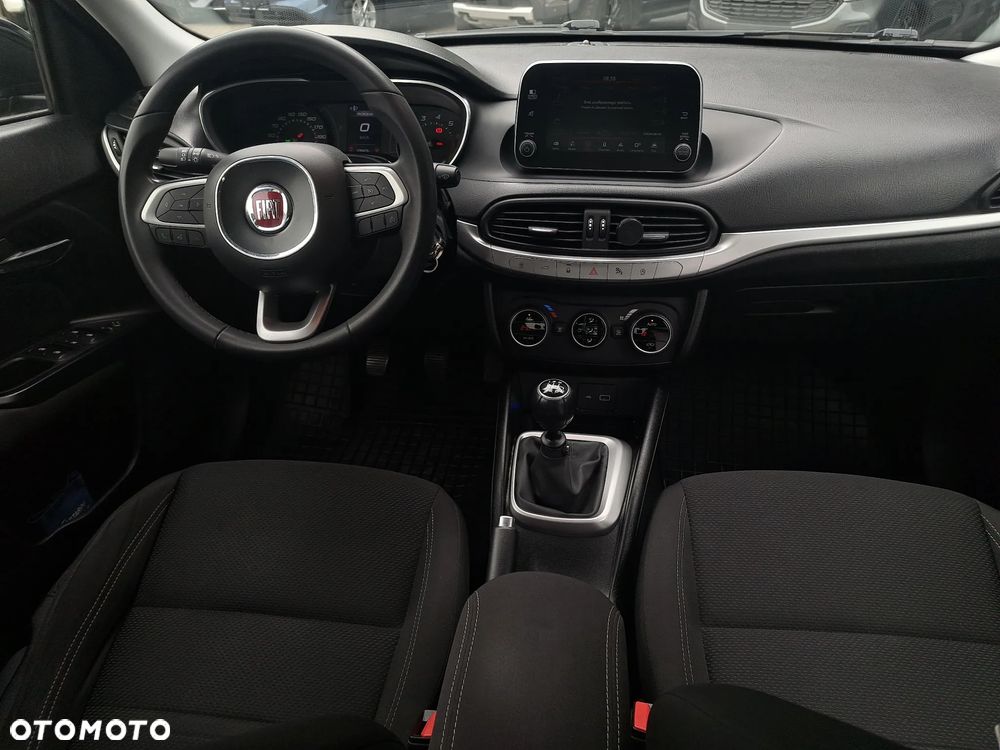 Fiat Tipo 1.4 16V Lounge - 19