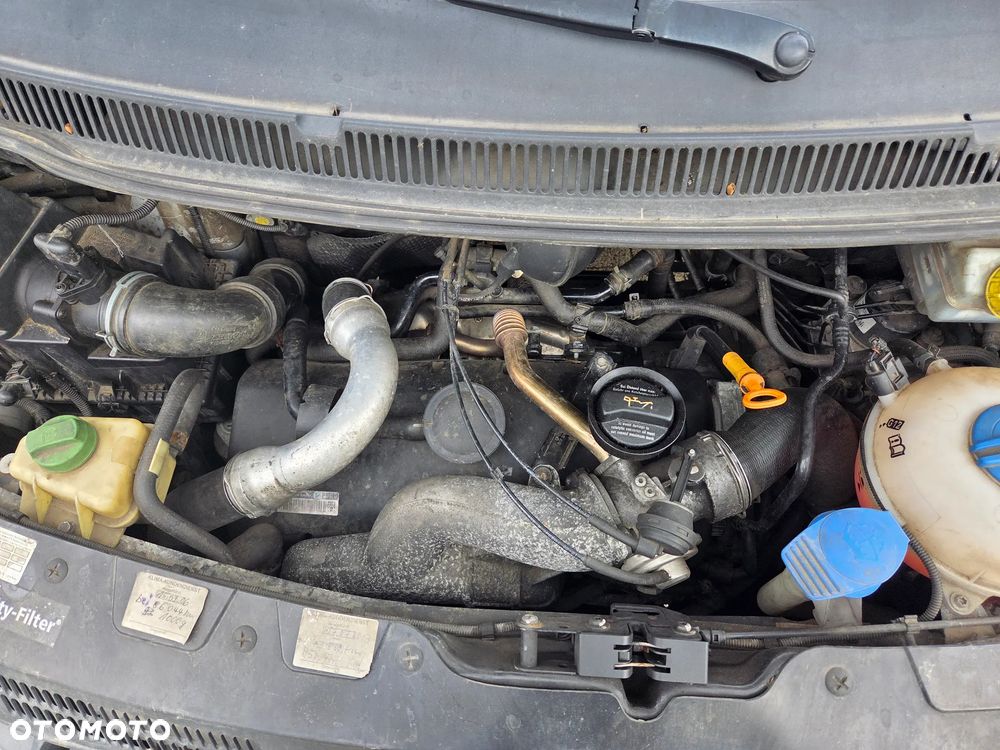 Volkswagen Transporter - 22