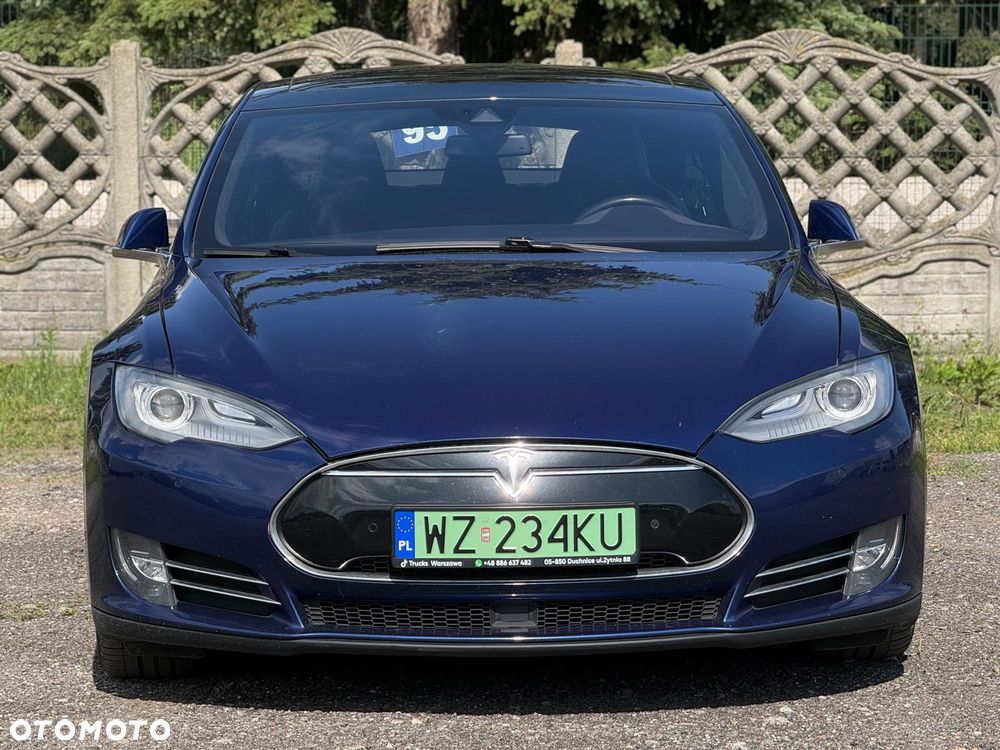 Tesla Model S Long Range Plus - 8