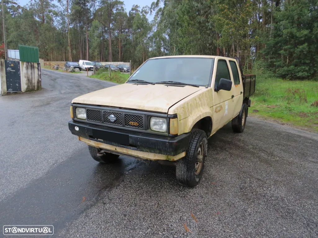 Nissan Pick Up 2.5 D (75 Cv) 1991 - Peças Usadas (8917) - 2