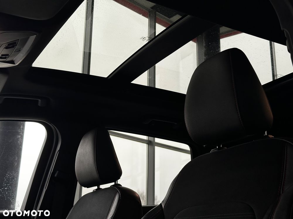 Ford Kuga 2.0 TDCi 4x4 ST-Line - 32