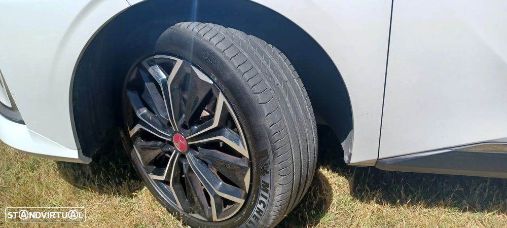 DS DS4 E-Tense Performance Line EAT8 - 6