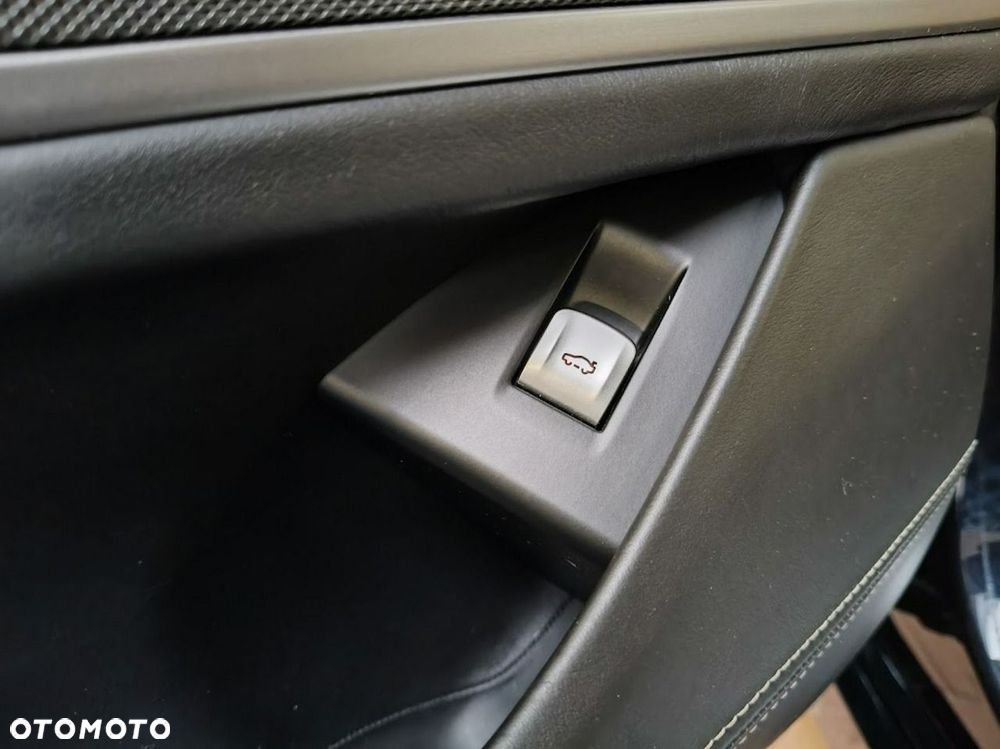 BMW Seria 7 - 22