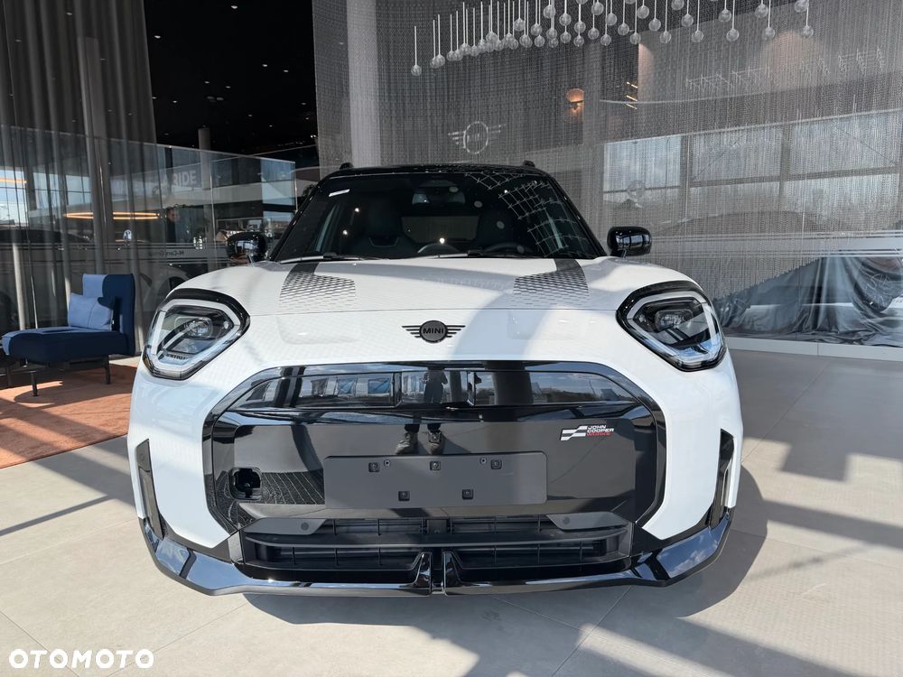 MINI Aceman SE John Cooper Works Trim - 3