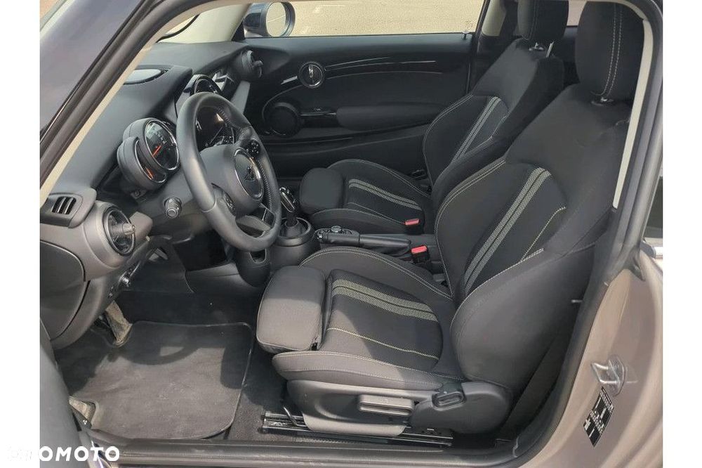 MINI Cooper - 5