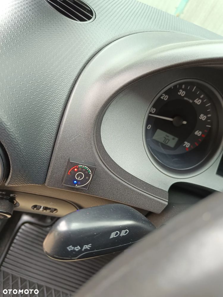 Seat Ibiza 1.4 16V Sport - 12