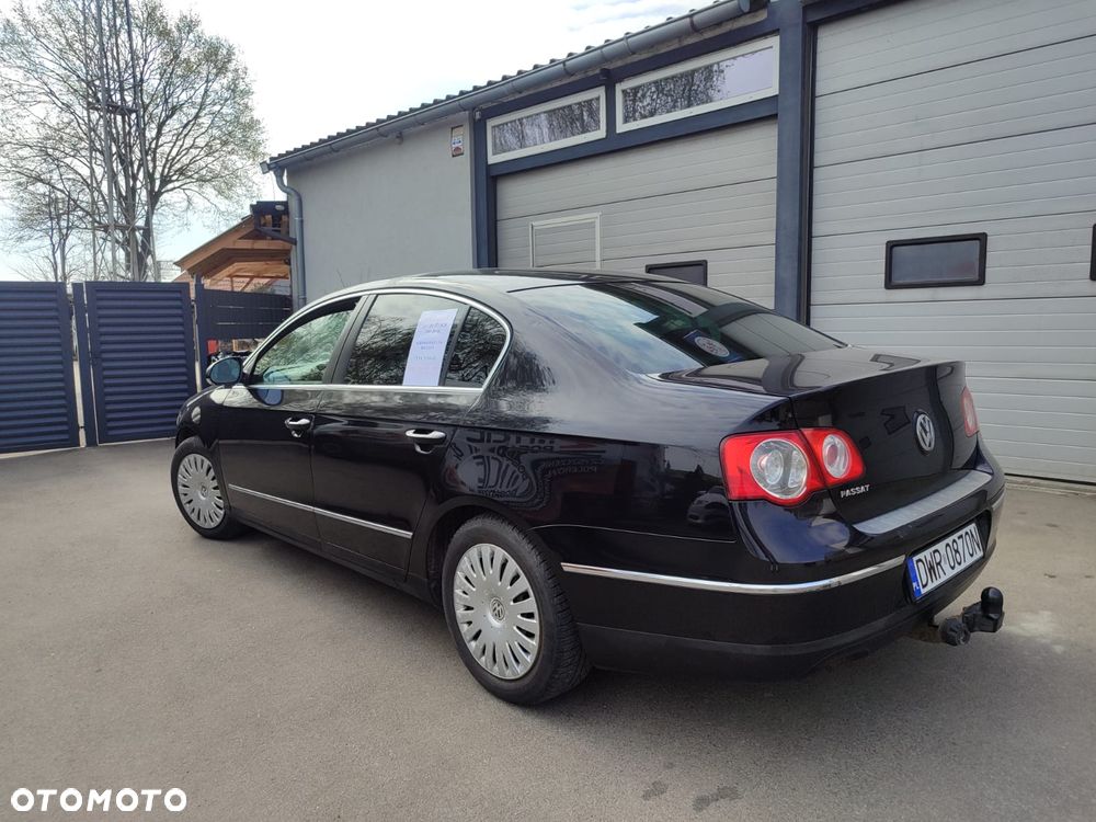 Volkswagen Passat 1.9 TDI Comfortline - 5