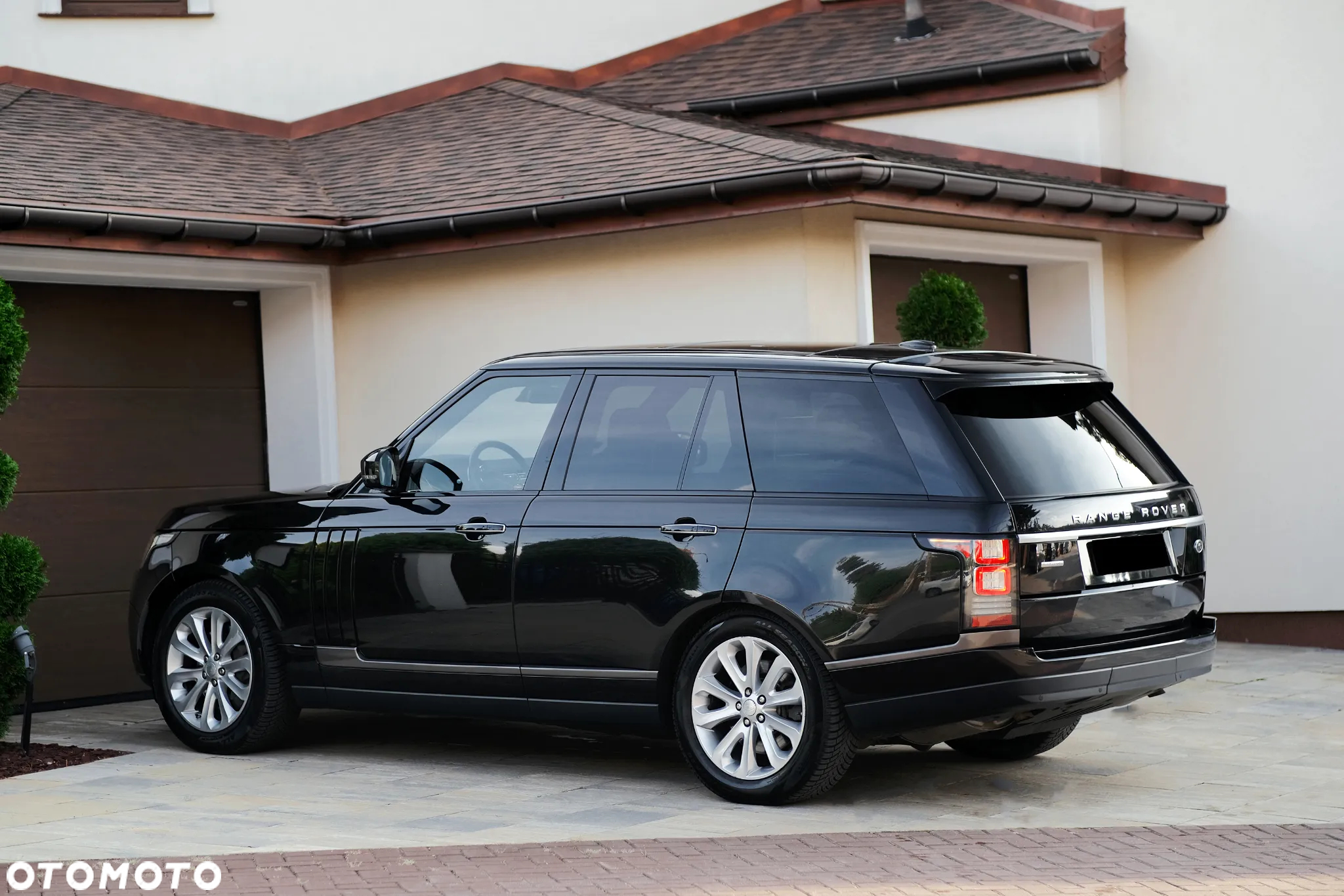 Land Rover Range Rover 4.4SD V8 AB Black - 10