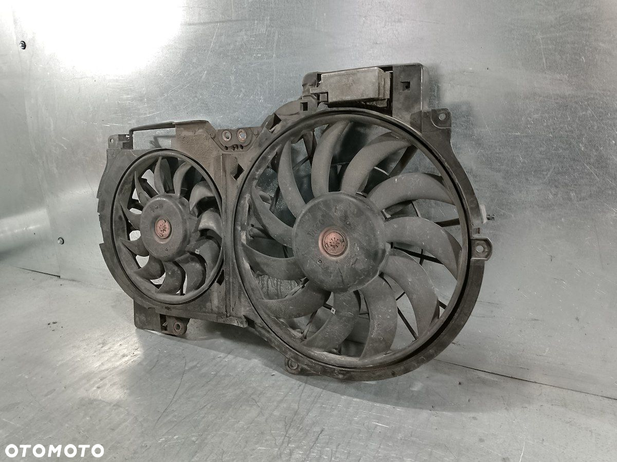 WENTYLATORY CHŁODNICY AUDI A6 C6 LZ9Y KOMBI - 3