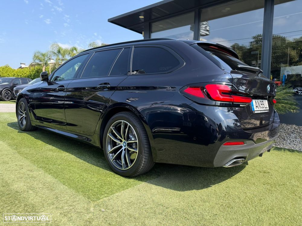 BMW 520 e Pack M — fotografia 13