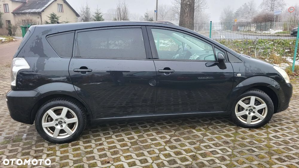 Toyota Corolla Verso 1.8 Sol + 7os - 17