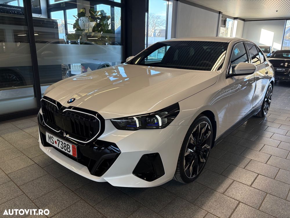 BMW Seria 5 540d xDrive AT MHEV - 1