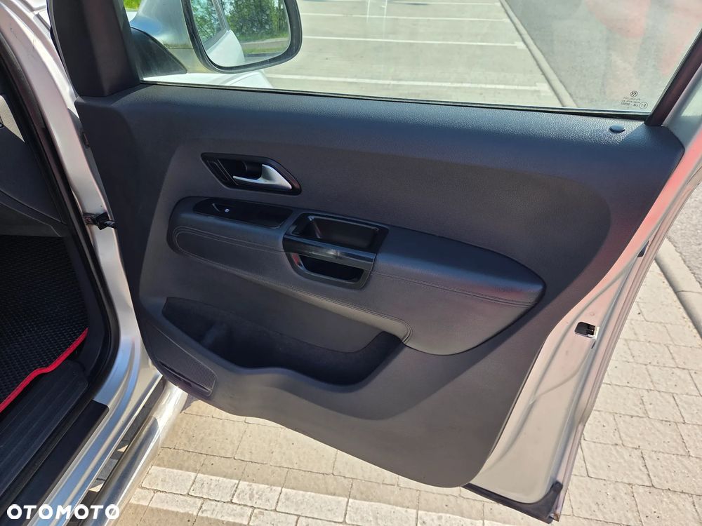 Volkswagen Amarok 2.0 BiTDI Highline - 20