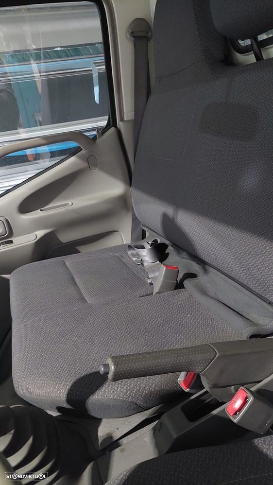 Toyota Dyna (KDY251) - 5