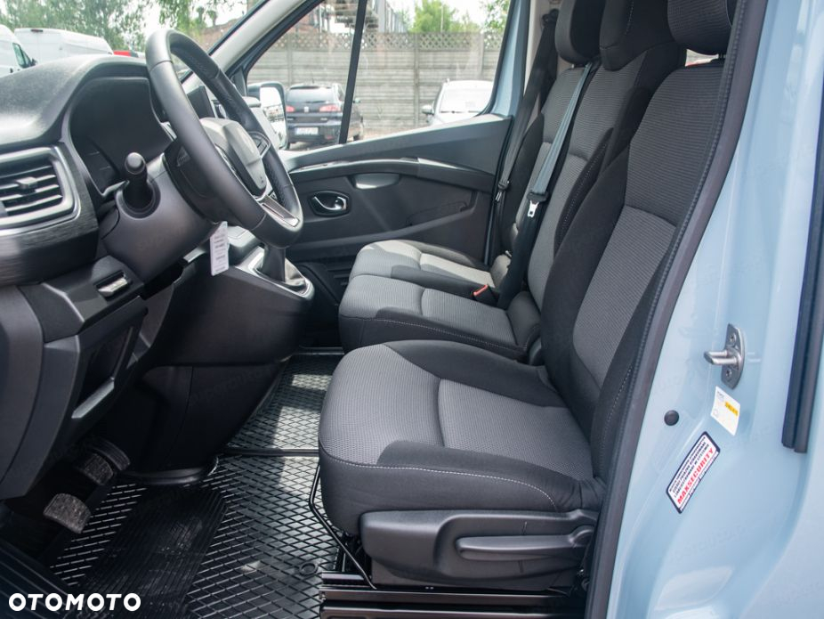 Renault Trafic - 18