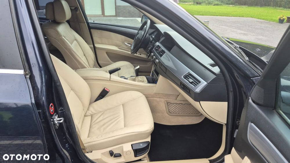 BMW Seria 5 520d - 8