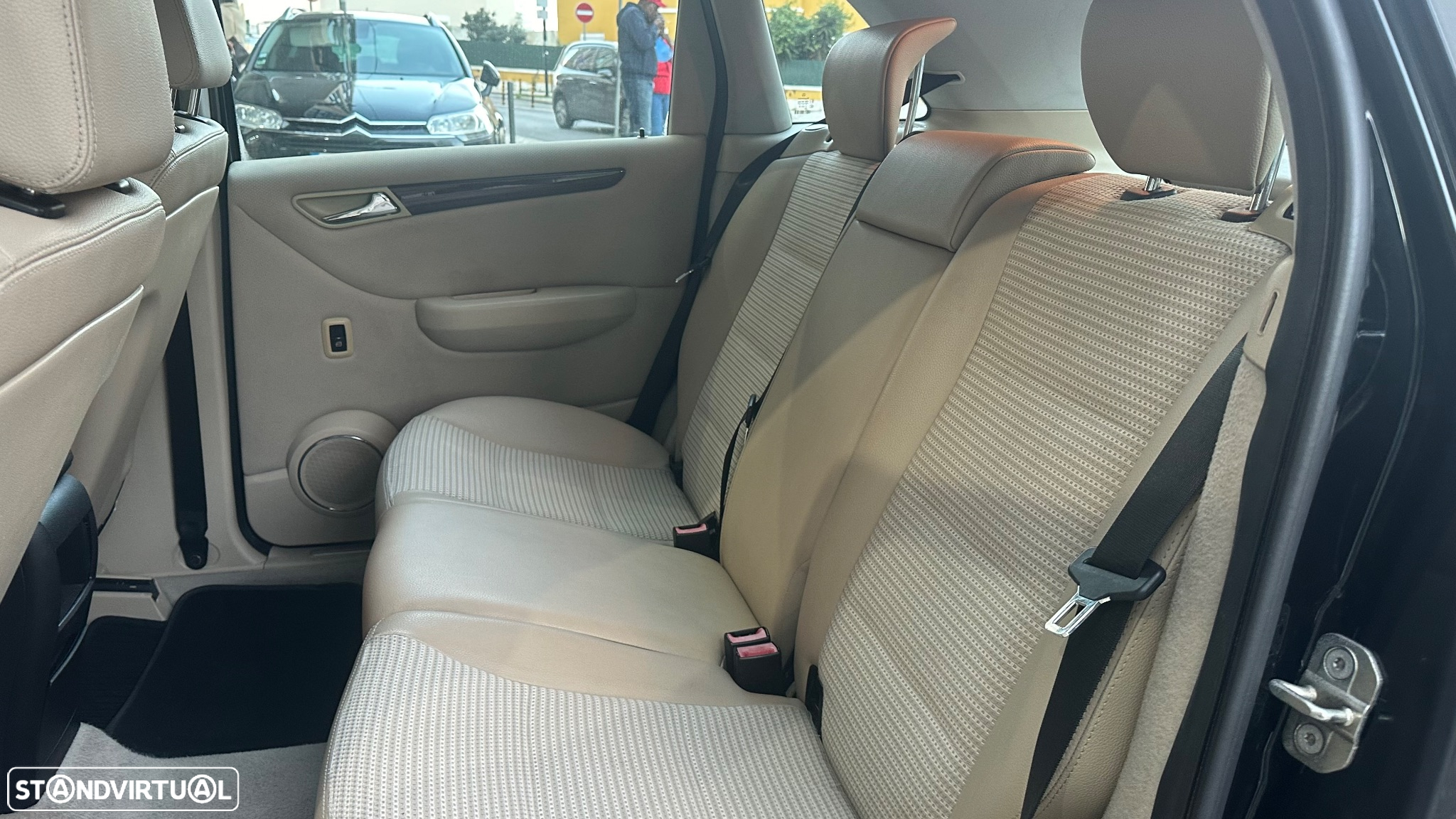 Mercedes-Benz B 200 CDi - 15