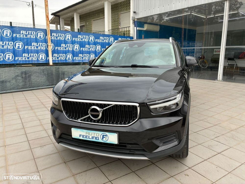 Volvo XC 40 1.5 T3 Momentum Tech Edition - 2