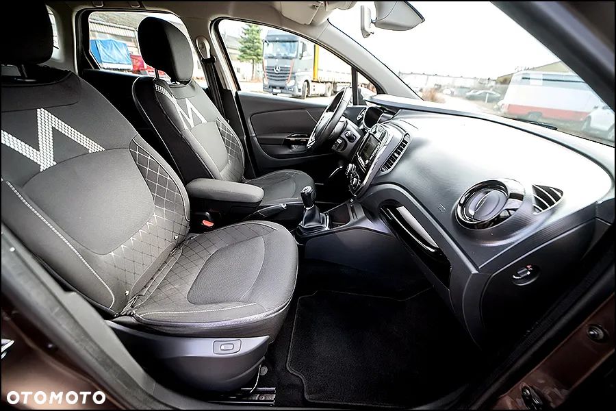 Renault Captur - 35