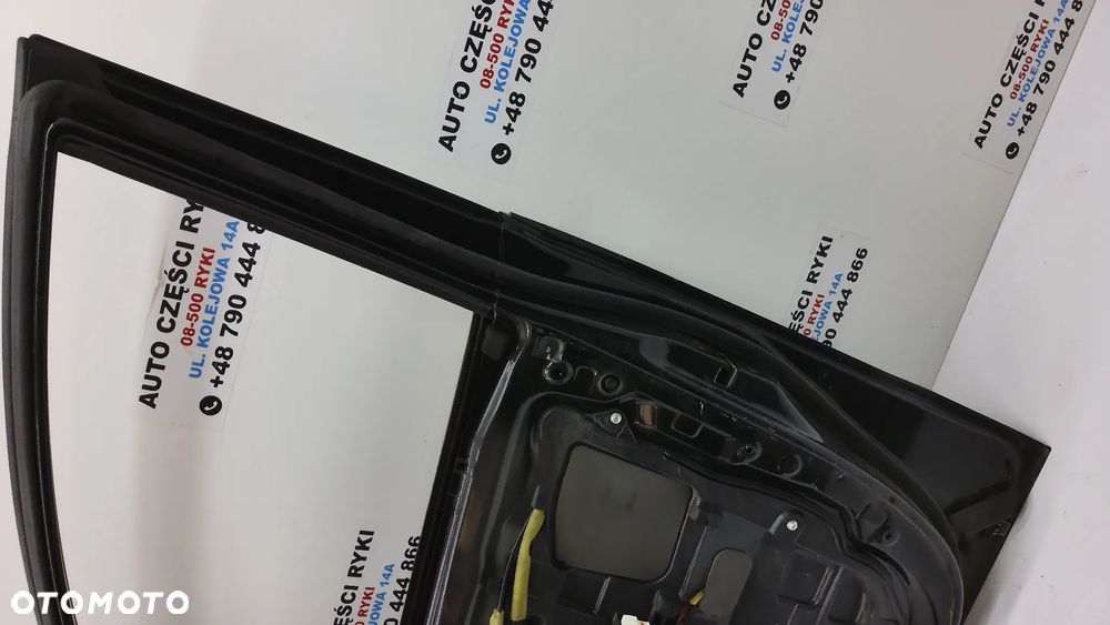 Mazda 5 Drzwi Prawy Przód 33A Czarne - 10