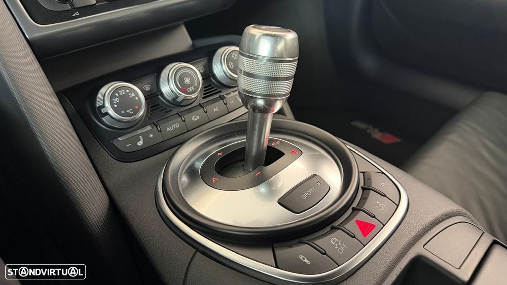 Audi R8 Coupé 5.2 FSI V10 Plus S tronic - 21