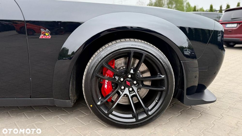 Dodge Challenger Automatik SRT 392 - 18