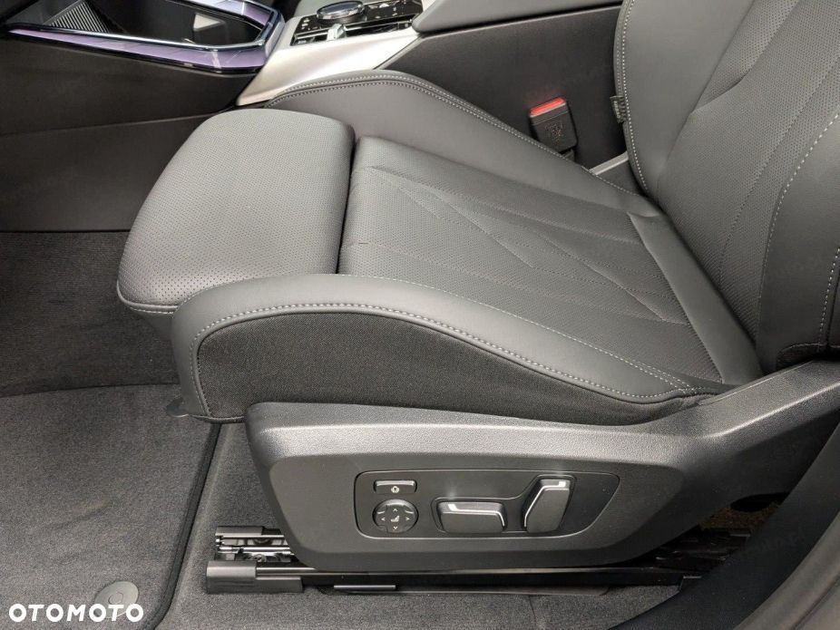 BMW X3 xDrive20 mHEV - 7