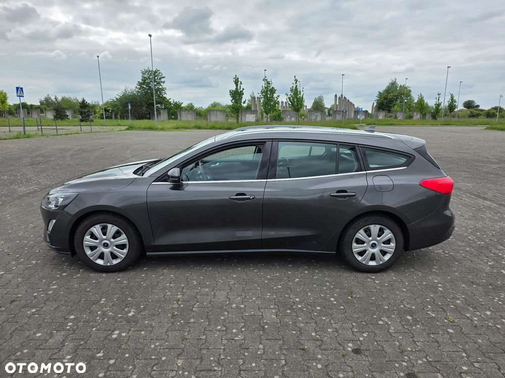 Ford Focus 1.5 EcoBlue Start-Stopp-System TITANIUM STYLE - 11