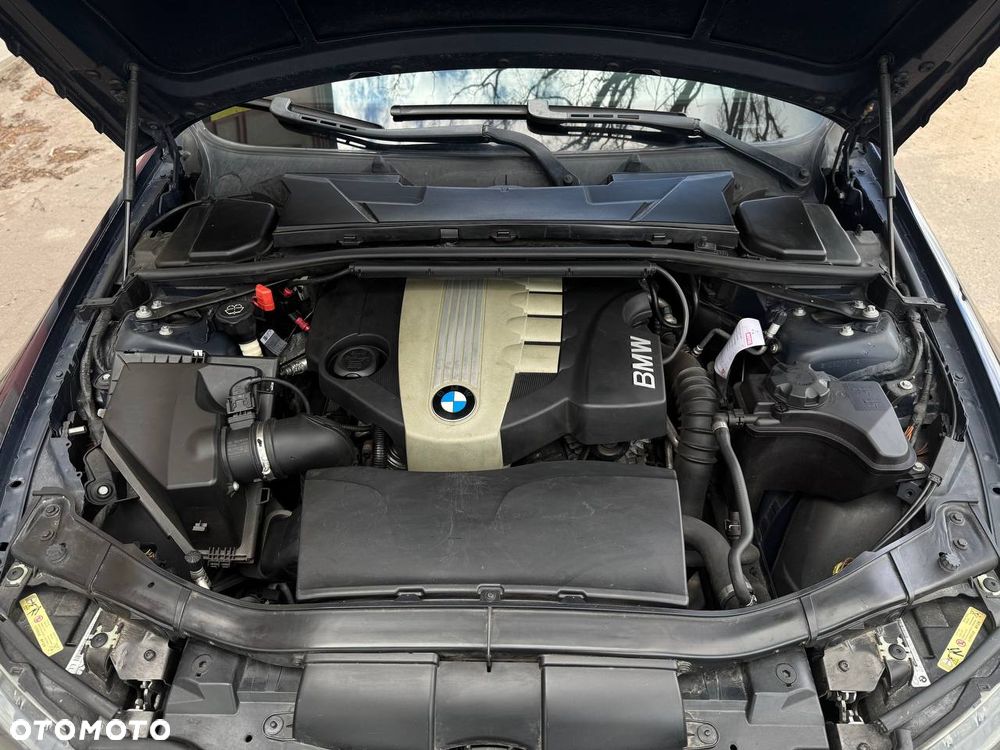 BMW Seria 3 320d - 33