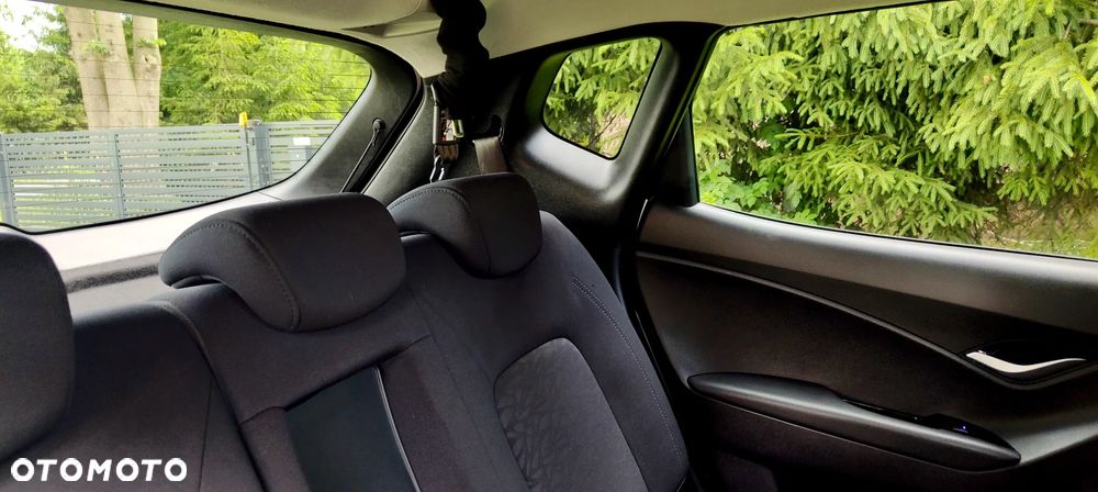 Hyundai ix20 1.4 blue YES Silver - 34