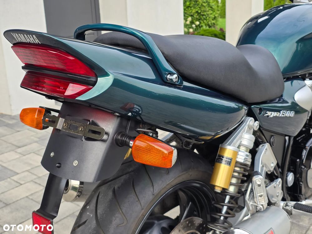 Yamaha XJR - 13