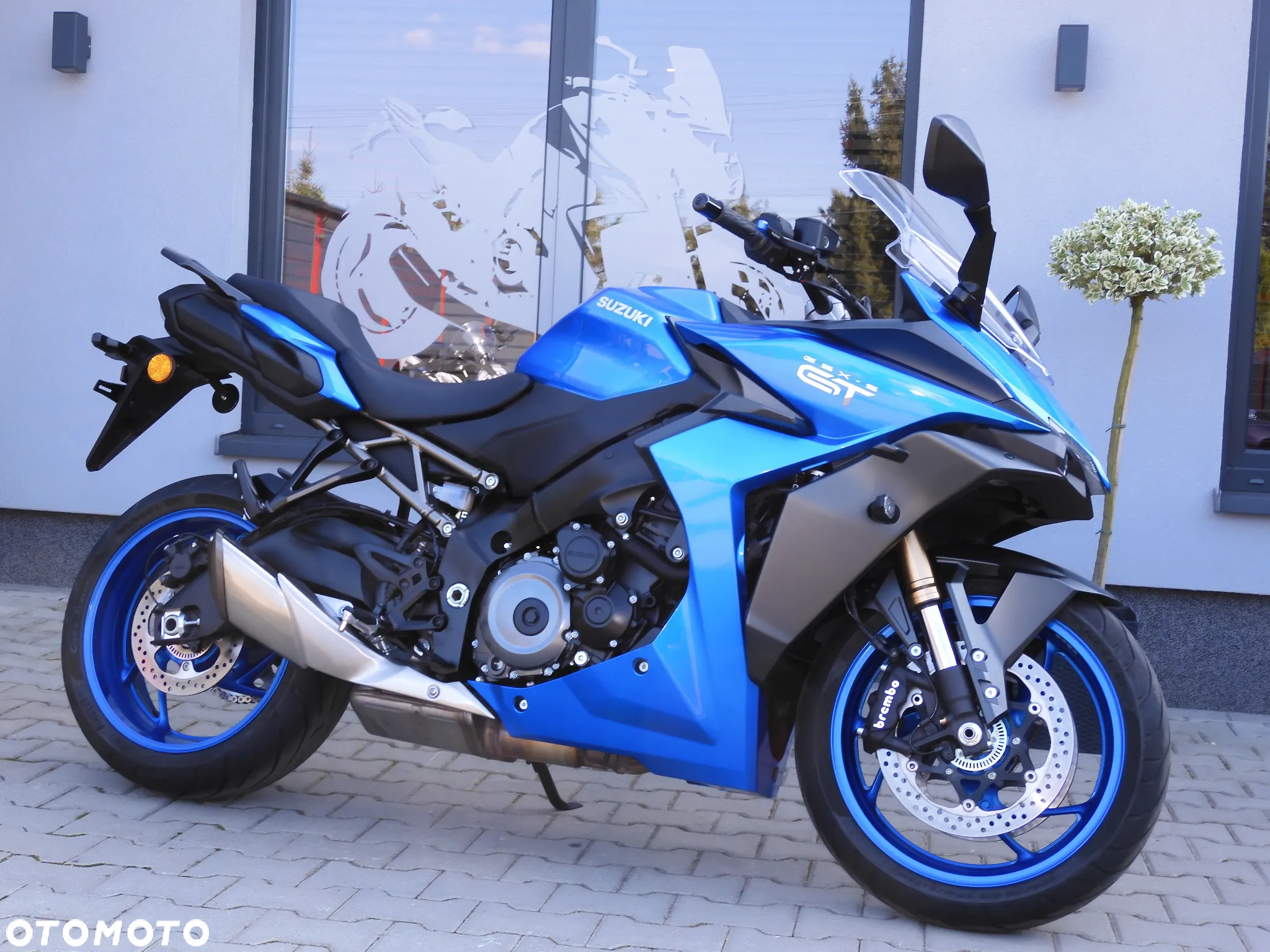 Suzuki GSX 1000 - 22
