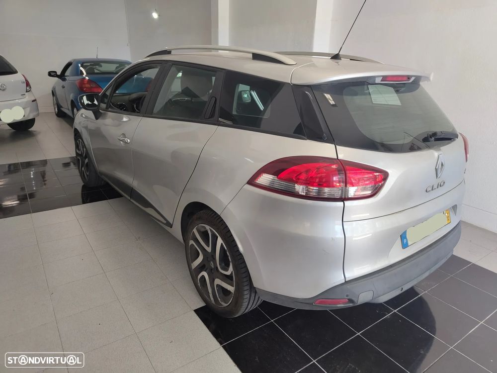 Renault Clio Sport Tourer Energy dCi 90 Start & Stop Dynamique - 4