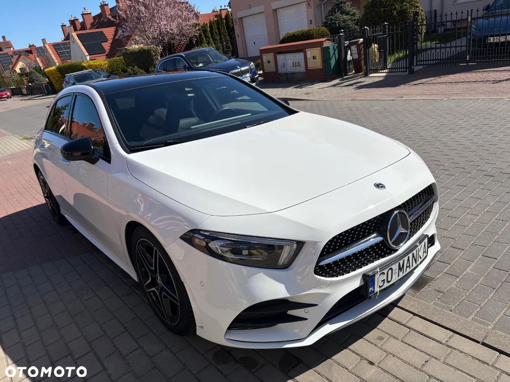 Mercedes-Benz Klasa A 200 AMG Line 7G-DCT - 3