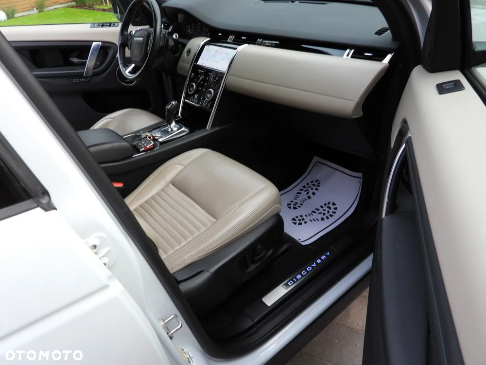 Land Rover Discovery Sport TD4 HSE Luxury - 40