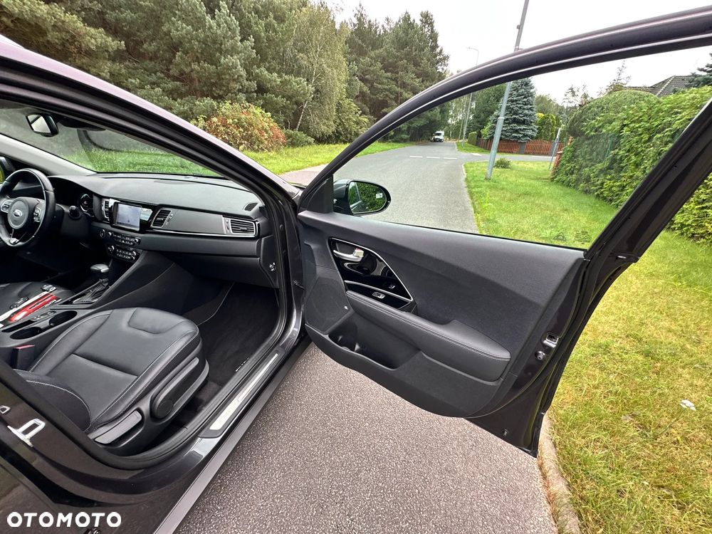 Kia Niro 1.6 GDI 2WD Edition 7 - 30