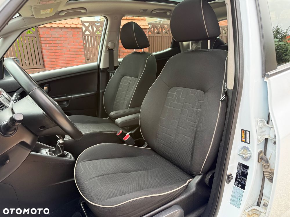 Kia Venga 1.6 CRDi XL - 6