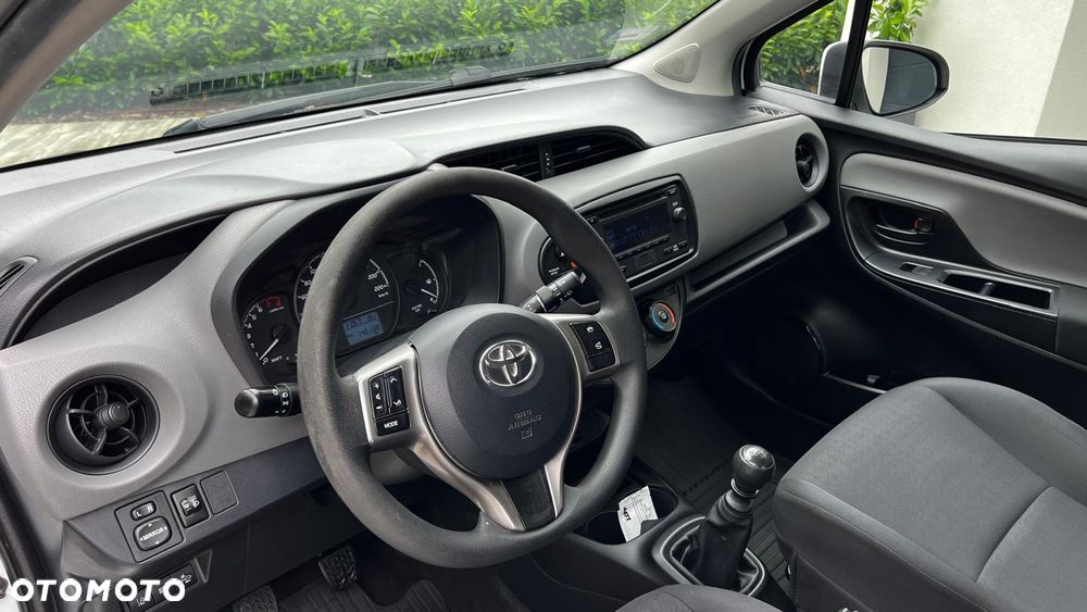 Toyota Yaris 1.5 Active - 17