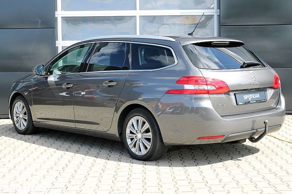 Peugeot 308 1.2 PureTech Allure S&S - 18