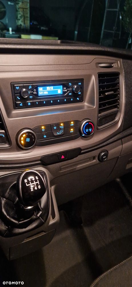 Ford Transit Custom - 11